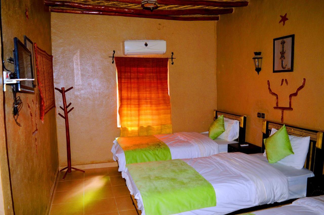 Auberge Les Roches Мерцуга Екстериор снимка