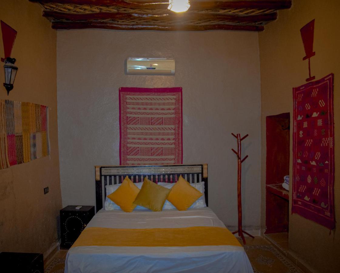 Auberge Les Roches Мерцуга Екстериор снимка