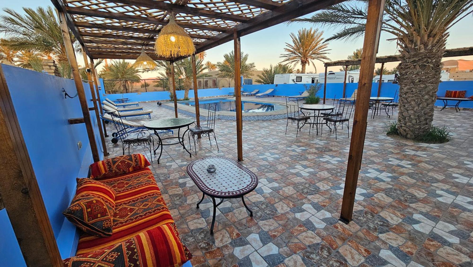 Auberge Les Roches Мерцуга Екстериор снимка