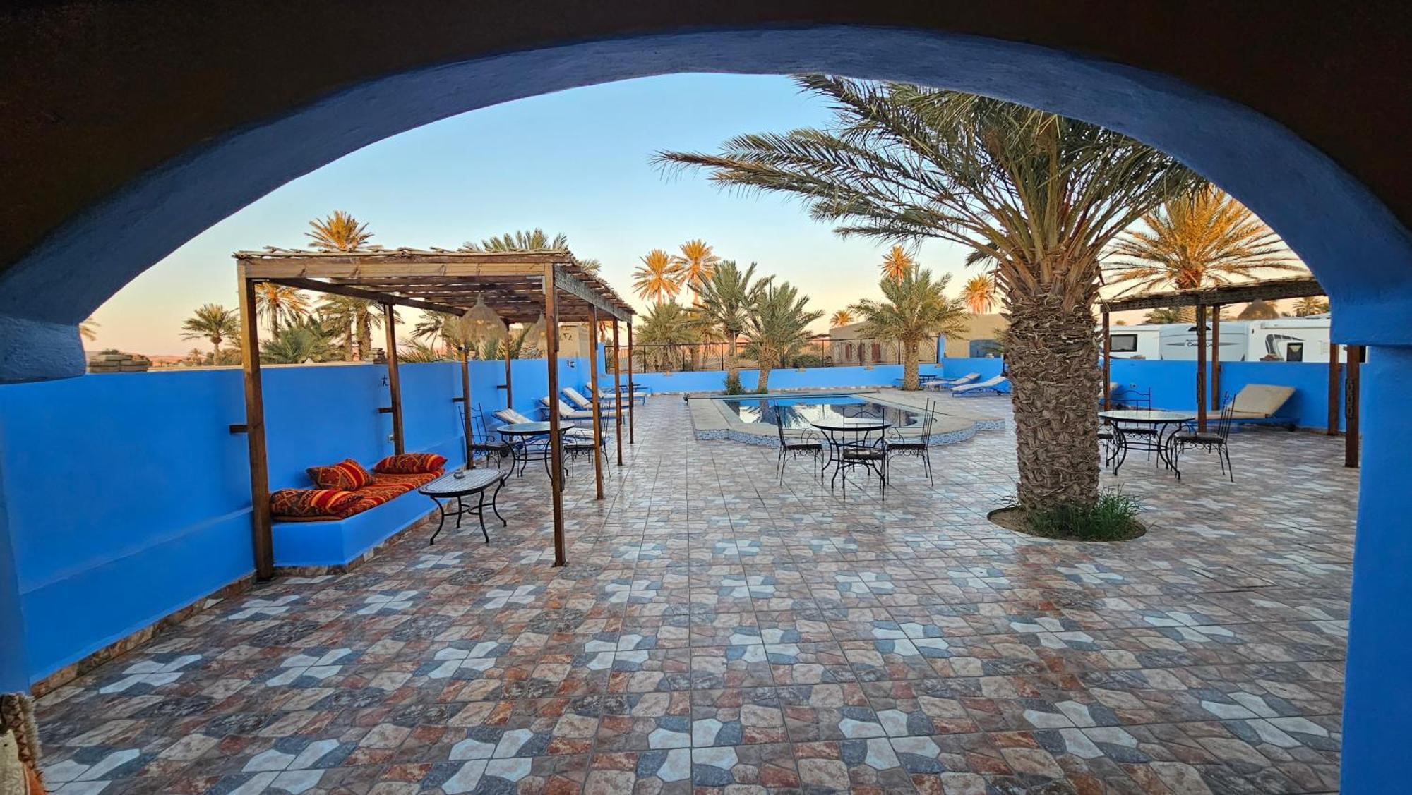 Auberge Les Roches Мерцуга Екстериор снимка