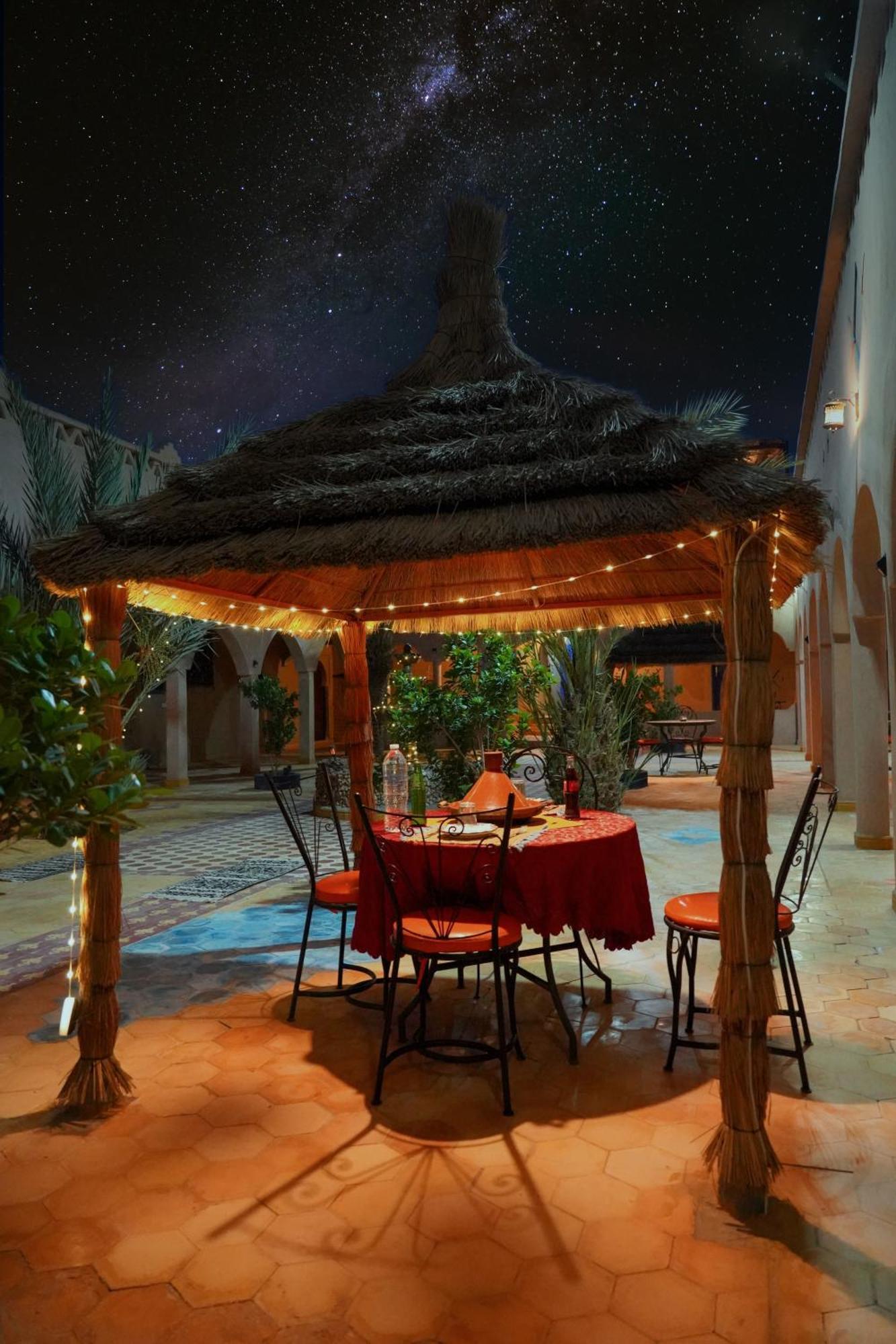 Auberge Les Roches Мерцуга Екстериор снимка