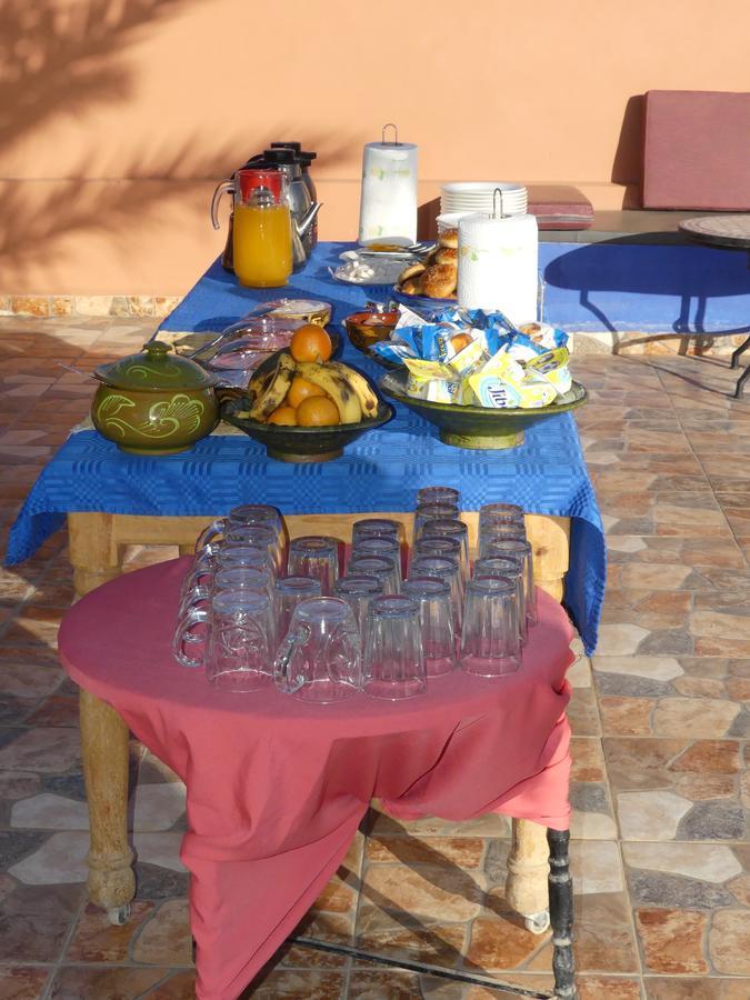 Auberge Les Roches Мерцуга Екстериор снимка